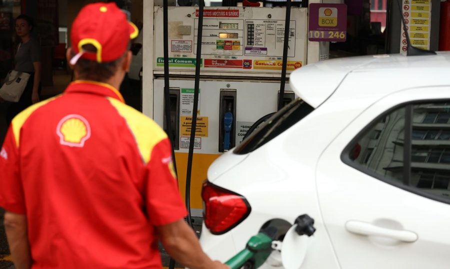 Governo quer criar mecanismo para reduzir tributos sobre combustíveis