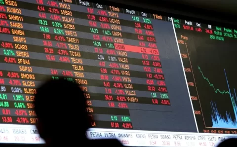 Bolsa interrompe sequência de 11 altas e cai 0,46%