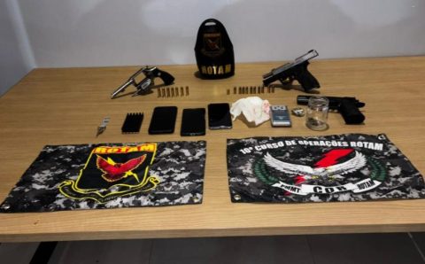 Rotam prende cinco faccionados com drogas e armas de fogo em Pontes e Lacerda