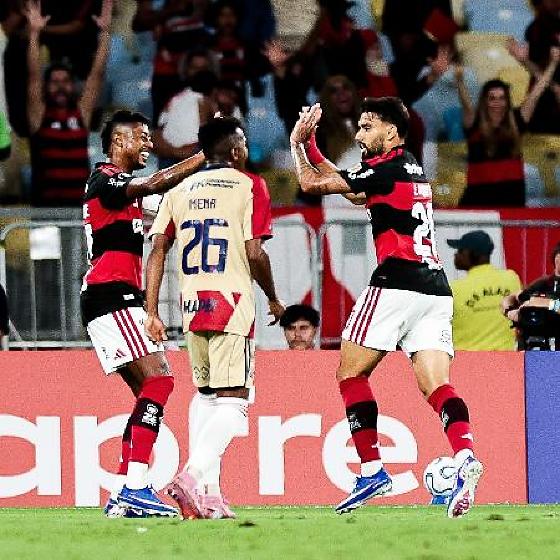 LIBERTADORES:  Flamengo passa fácil pelo Independiente Medellín no Maracanã e segue 100% na Libertadores