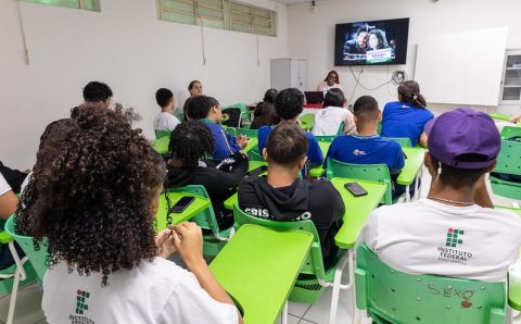 Sema apresenta sessão “Cine Ambiente” para alunos do IFMT Bela Vista, em Cuiabá