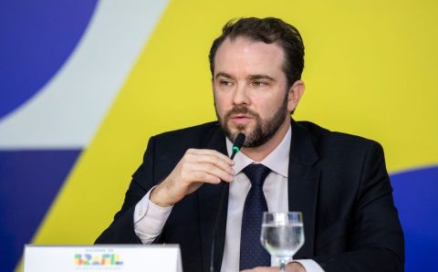 Proposta de subsídio ao diesel importado tem adesão de 25 estados