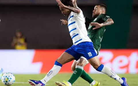 Cruzeiro toma gol no fim e cede empate ao Goiás na estreia pela Copa do Brasil