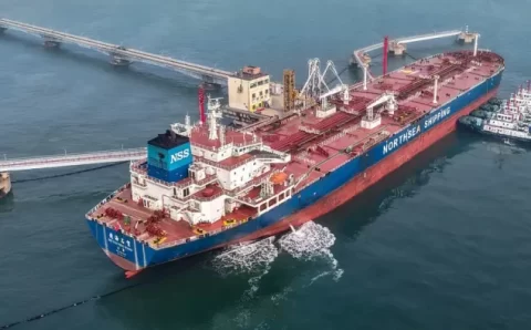 Bloqueio de Ormuz pelos EUA põe à prova moderação da China