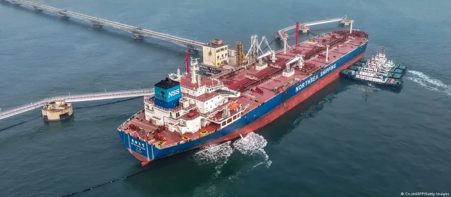 Bloqueio de Ormuz pelos EUA põe à prova moderação da China