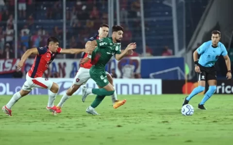 PALMEIRAS CEDE EMPATE AO CERRO E PERDE LIDERANÇA NA LIBERTADORES