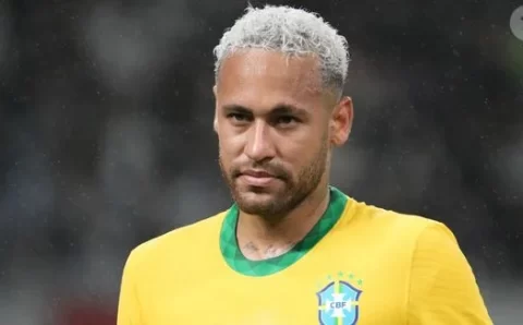 ‘Parças’ que nada! Neymar tem rede de apoio só de mulheres, incluindo duas ex, mas levou ‘chamada’ por fala machista contra juiz de futebol