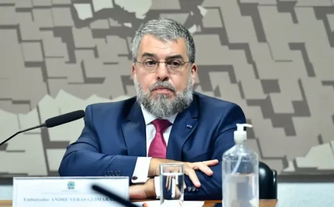 ‘Guerra não é videogame’: embaixador do Brasil no Irã relata explosões, tremor de paredes e mortes no conflito