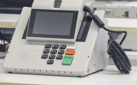 TSE inicia nova etapa de testes de segurança das urnas