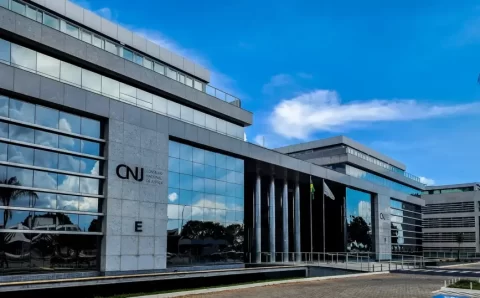 Bloqueio judicial automático de contas pode ocorrer em até duas horas