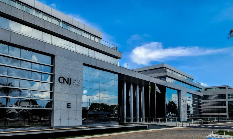 Bloqueio judicial automático de contas pode ocorrer em até duas horas