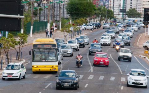 IPVA com desconto de 3% para veículos com placas finais 8, 9 e 0 pode ser pago até dia 20 de maio