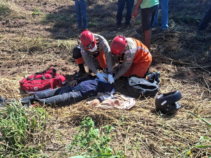 Corpo de Bombeiros atua em dois acidentes envolvendo motociclistas 