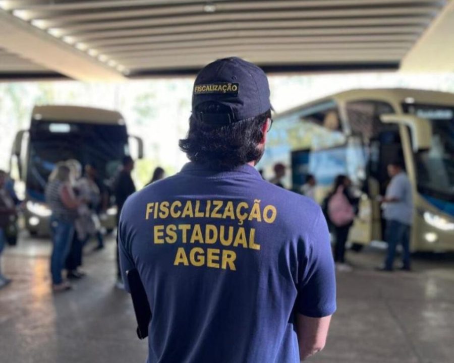 Operação da Ager fiscaliza emissão de passagens e reforça direitos dos usuários do transporte
