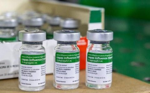 SES distribui mais de 619 mil doses da vacina contra influenza; mais de 320 mil já vacinaram em MT