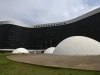 IA pode gerar mais fake news nas eleições, alertam especialista
