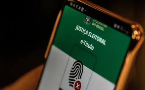 Termina quarta-feira o prazo para a transferência do título eleitoral