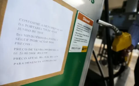 Óleo diesel cai pela 4ª vez em cinco semanas e acumula recuo de 4,5%