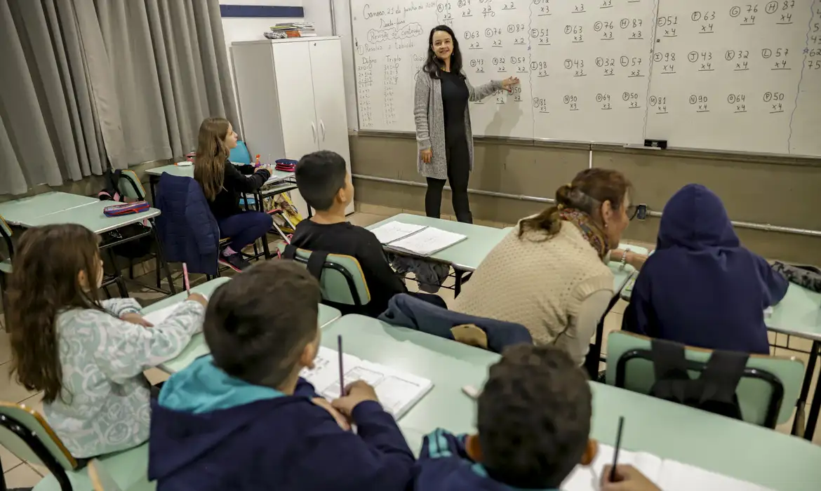 Inscrições para formação de professores de matemática vão até o dia 15