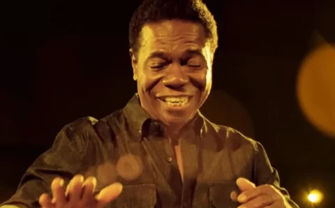 Percussionista Paulinho da Costa entra para Calçada da Fama