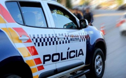 Polícia Militar prende homem por injúria racial contra mulher em Sinop