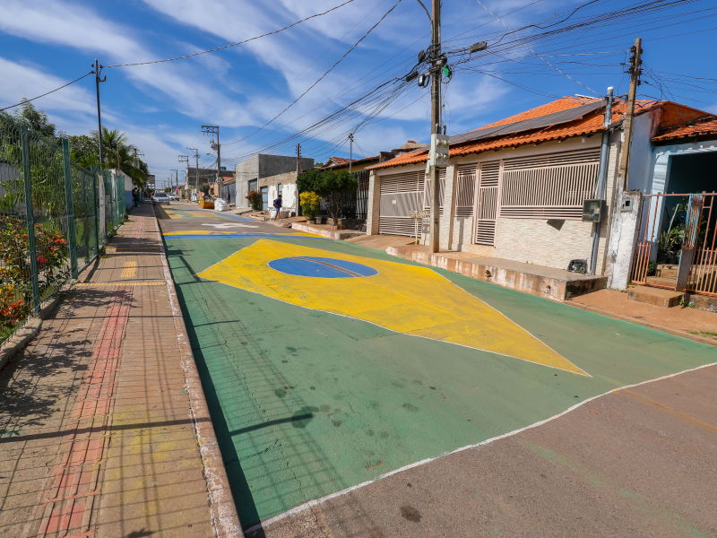Prefeitura vai montar telões para os jogos do Brasil nas ruas mais decoradas de Cuiabá