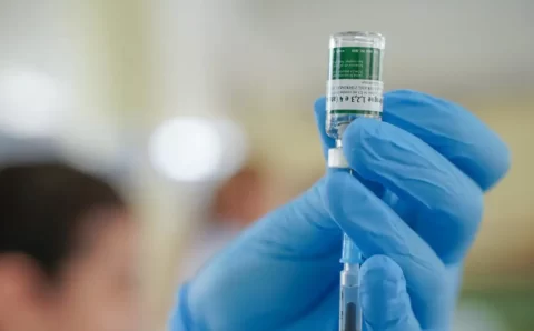 Suspensão de vacina contra dengue do Butantan foi feita por precaução