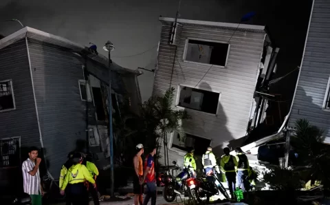 O que causa os terremotos?