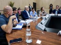 Governador reúne prefeitos de Cuiabá e VG para estabelecer parcerias na saúde e educação