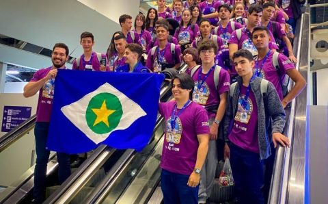 Seduc abre seleção de 100 estudantes para programa de intercâmbio na Inglaterra em 2027