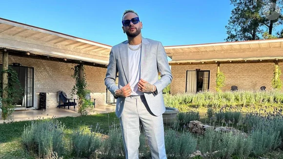 O novo império de Neymar não é o futebol, é o vinho: família do camisa 10 do Brasil vende 300 mil garrafas da bebida milenar de até R$ 50 mil antes do lançamento da marca
