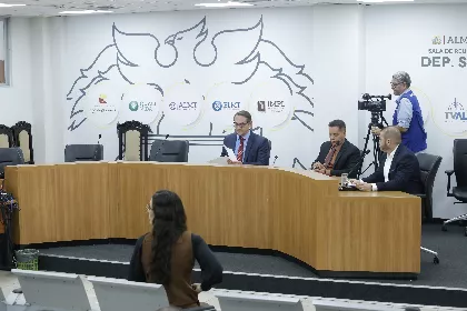 CPI da Saúde aprova novas convocações e recebe parecer jurídico sobre sigilo de delegados