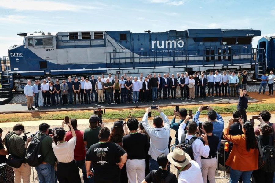 Governo de MT e Rumo inauguram 1º trecho da ferrovia estadual com investimento de R$ 5 bilhões