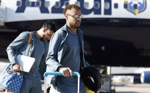 Neymar fica fora de viagem da Seleção para amistoso e evita desgaste